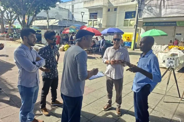 Governo Ronaldo Planeja Quiosques para Fotógrafos Lambe-Lambe na Praça Bernardino Bahia Governo Ronaldo Planeja Quiosques para Fotógrafos Lambe-Lambe na Praça Bernardino Bahia