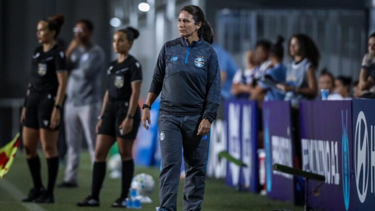 Grêmio Celebra Vitória sobre o Bahia e Convoca Torcida para Enfrentar o Corinthians: "Quanto mais ge