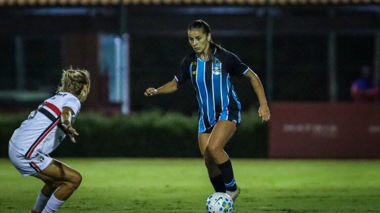 Grêmio é superado pelo São Paulo em partida marcada por desfalques e erros