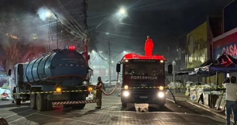 Incêndio Devasta Loja de Varejo em Feira de Santana na Madrugada de Terça-Feira