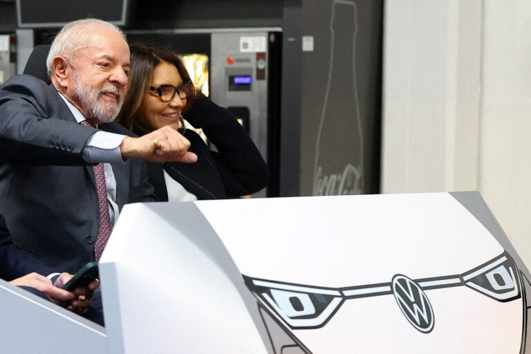 Lula supera 80% de aprovação em cidades baianas, desafiando oposição