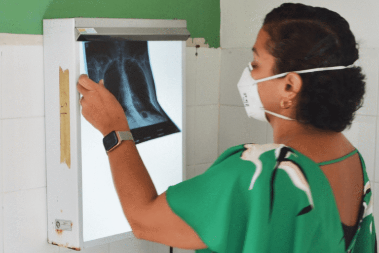 Mutirão Gratuito de Saúde em Feira de Santana Celebra o Dia das Mães