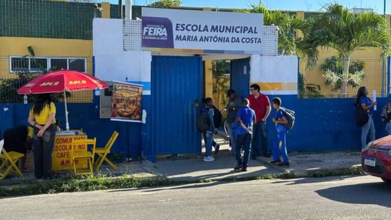 Pais e APLB Denunciam Falta de Direção e Professores em Escola de Feira de Santana