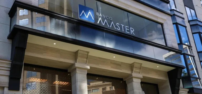 Polícia Federal Investiga Escritório Baiano Relacionado ao Banco Master