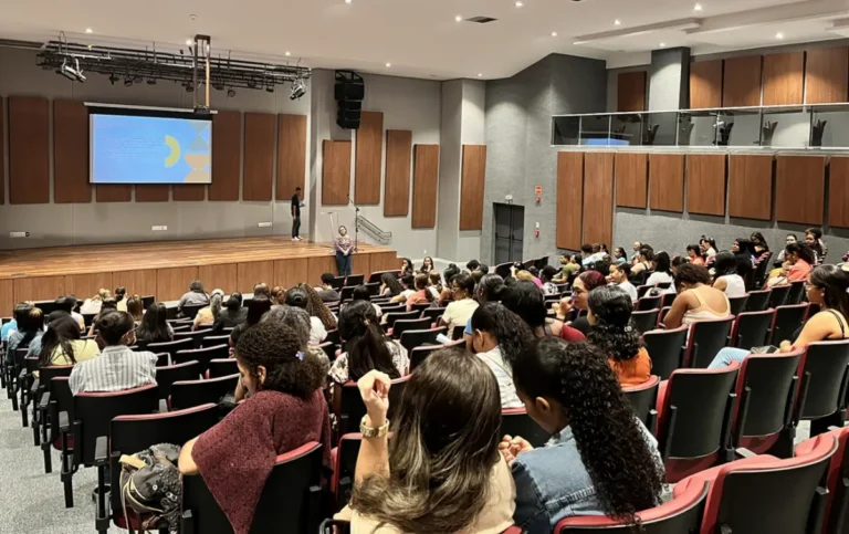 Seduc de Feira Lança Formação Continuada para Profissionais de Apoio da Educação Especial