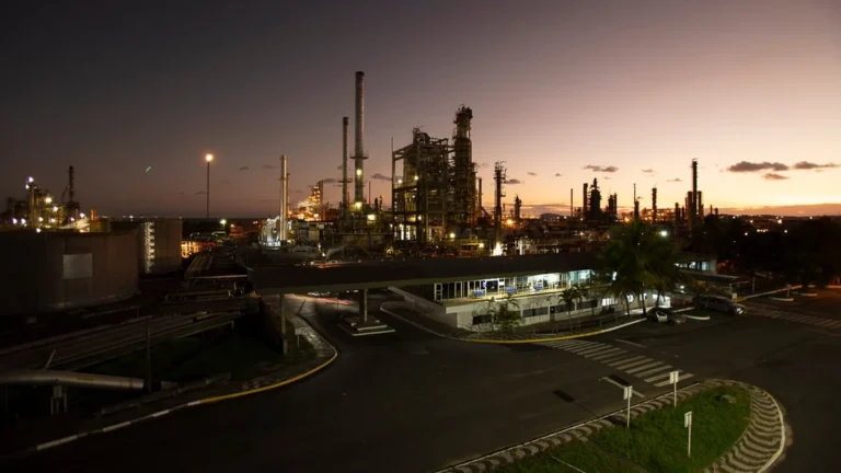 Acelen Renováveis investe US$ 1,5 bi em biorrefinaria na Bahia com previsão para 2029
