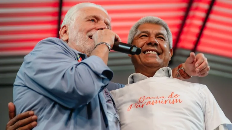 Senador Jaques Wagner Defende Política Participativa que Ouve Todos os Territórios da Bahia
