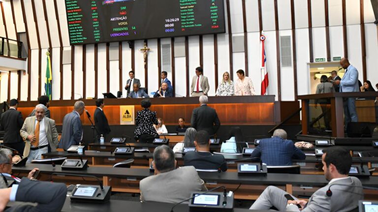 Assembleia da Bahia aprova financiamento de R$ 5,5 bilhões para Embasa