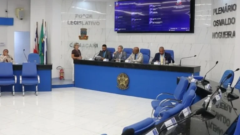 Camaçari: Câmara trava avanço na saúde e ameaça funcionamento da Policlínica