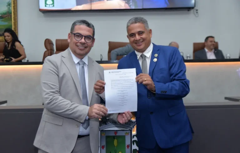Mário Paim é Homenageado como Cidadão Feirense: Reconhecimento ao Empreendedorismo Baiano
