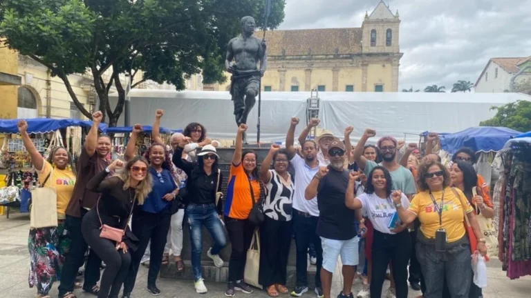 Afroturismo na Bahia: Capacitação em Salvador valoriza história e cultura afro Afroturismo na Bahia: Capacitação em Salvador valoriza história e cultura afro