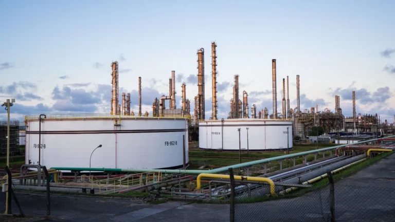 Polo Industrial de Camaçari celebra 48 anos impulsionando a economia baiana