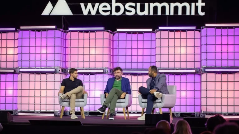 Rede Bahia no Web Summit Rio 2026: Mediação de Painéis e Cobertura Inovadora Rede Bahia no Web Summit Rio 2026: Mediação de Painéis e Cobertura Inovadora