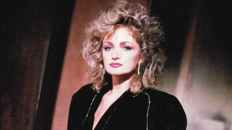 Morre Bonnie Tyler, voz marcante de ‘Total Eclipse of the Heart’, aos 75 anos