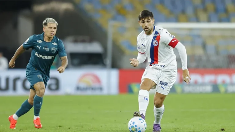 Ronaldo brilha e Bahia segura empate contra Fluminense no Maracanã Ronaldo brilha e Bahia segura empate contra Fluminense no Maracanã