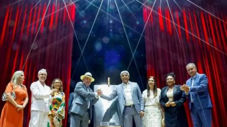 Teatro Castro Alves reabre com concerto histórico da OSBA e convidados em Salvador