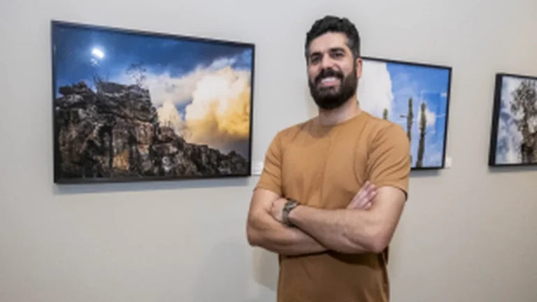 Exposição “Presságio” de Marcelo Vaz Revela a Alma do Sertão Baiano Exposição "Presságio" de Marcelo Vaz Revela a Alma do Sertão Baiano
