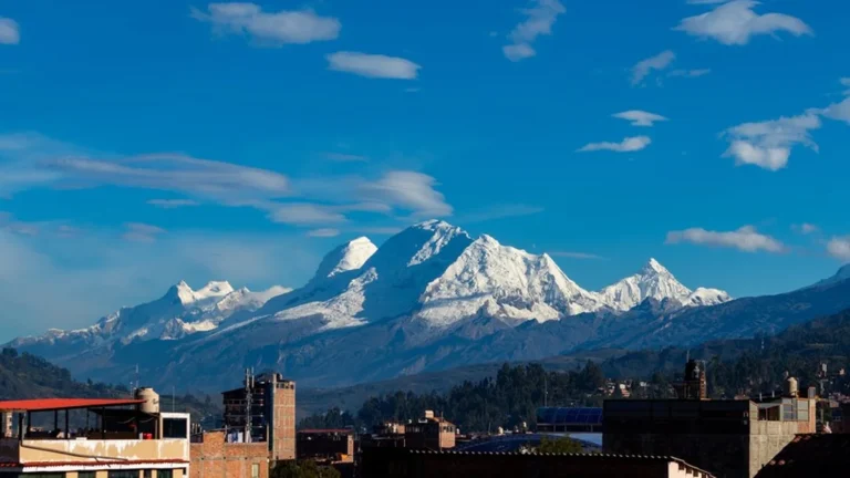Por que escalar o Huascarán está se tornando cada vez mais perigoso?