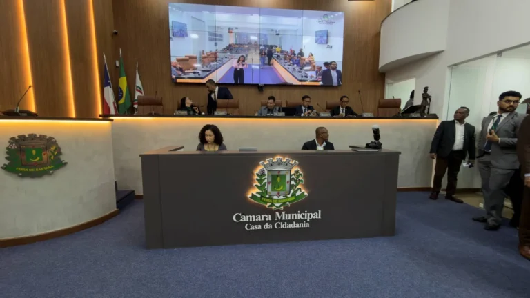 Tecnologia Impulsiona Modernização e Eficiência na Câmara de Feira de Santana