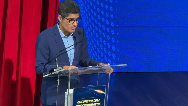 Turismo na Bahia: ACM Neto destaca gargalos aeroportuários e aposta no setor como motor econômico Turismo na Bahia: ACM Neto destaca gargalos aeroportuários e aposta no setor como motor econômico